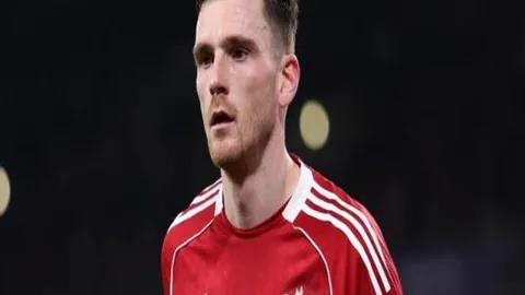 薛飞1-3负于林昀儒，国乒首战失利，张本智和之战告吹